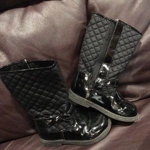 Black boots -Toddler